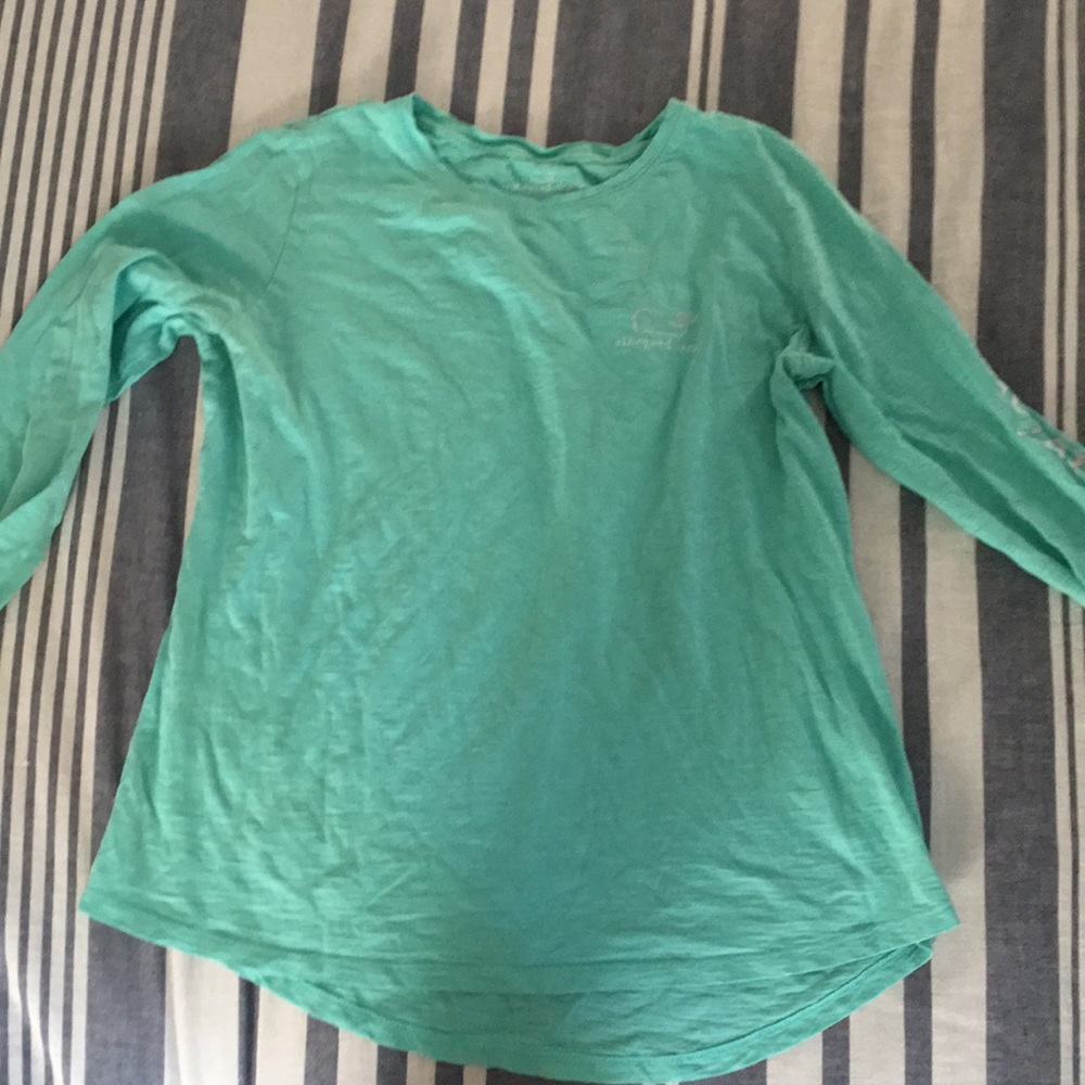 Vineyard vines top